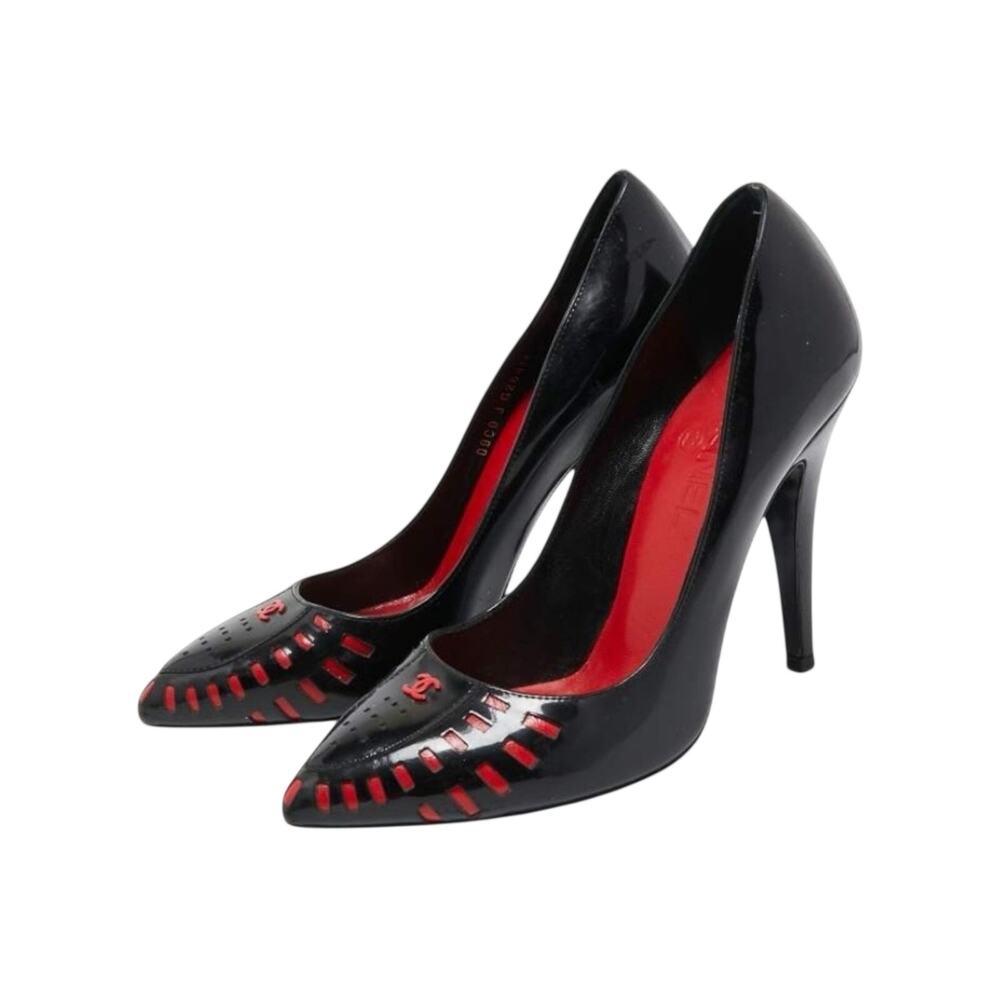 8.5 CHANEL Black Patent Leather Red Perforated Pointed Toe Logo Pumps Heels